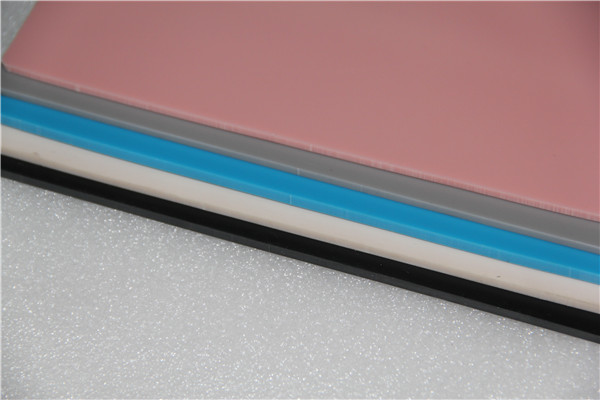 如何鑒定一款舞蹈地膠是否耐用？